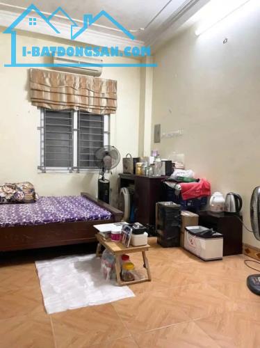 Cho thuê nhà ngõ 245 Định Công, 5 tầng, 35m2, 3 ngủ, 4 vệ sinh KD online kết hợp ở gia - 3