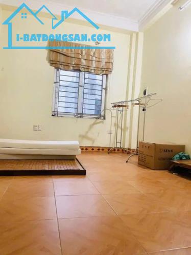 Cho thuê nhà ngõ 245 Định Công, 5 tầng, 35m2, 3 ngủ, 4 vệ sinh KD online kết hợp ở gia - 2