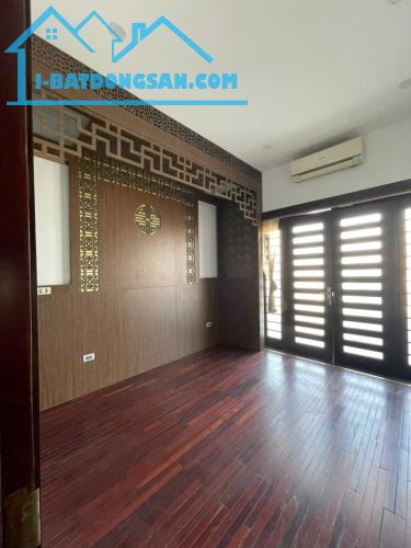 Hiếm, Hoàng Minh Đạo, Long Biên, 70m2, MT4.1m, 5 tầng thang máy, ô tô tránh vòng quanh, kd - 4