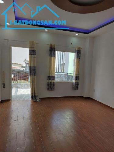 Bán nhà hẻm 496 Dương Quảng Hàm, P.6, Gò Vấp Giá 5,3tỷ - 5