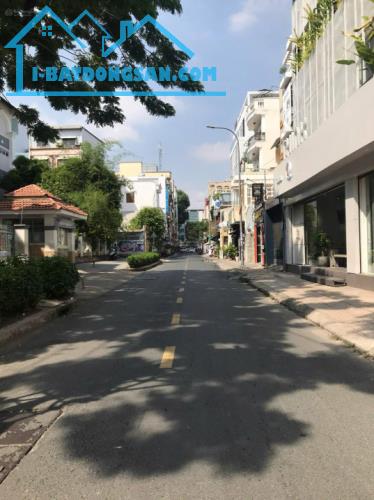Bán nhà 50m2, 4 tầng, 4PN, Q.5, Phan Văn Trị - 17.8 tỷ - 1