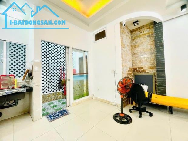 Nhà Mới 3 Tầng + 4 Ki-ốt Cho Thuê 40tr/tháng, Bình Trưng Đông - Thủ Đức - 3