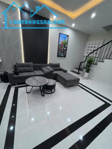 BÁN NHÀ ĐỘI CẤN BA ĐÌNH 10M RA MẶT PHỐ 35M2 4T MT 4.3M GIÁ 8.1 TỶ, NHÀ MỚI Ở SƯỚNG. - 4