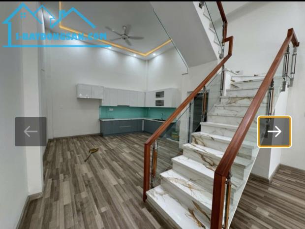 821.BÌNH TÂN - BHH B - NHÀ MỚI ĐẸP LENG KENG VÀO Ở LIỀN - HẺM XE TẢI