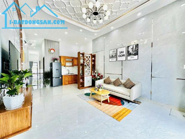 NHÀ XÂY MỚI CHÁT _ Hẻm Xe hơi/Huỳnh Văn Nghệ, Tân Bình. TẶNG TOÀN BỘ NỘI THẤT_Nhỉnh 3 TỶ_ - 3