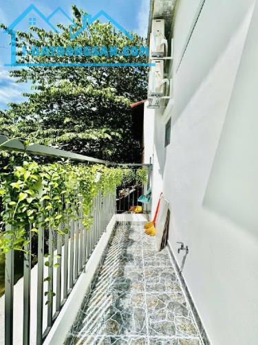 NHÀ XÂY MỚI CHÁT _ Hẻm Xe hơi/Huỳnh Văn Nghệ, Tân Bình. TẶNG TOÀN BỘ NỘI THẤT_Nhỉnh 3 TỶ_ - 5