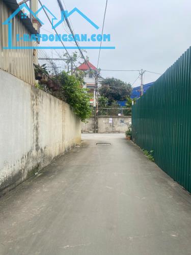 Tầm tiền cực hiếm! Lô đất 54m2 Kiêu Kỵ, đường rộng thoáng. LH: 0379483926 - 1