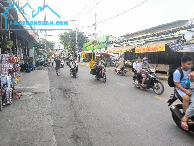 NHÀ PHỐ ĐẲNG CẤP KHANG ĐIỀN - XE HƠI ĐỖ CỬA - SỔ HỒNG CẦM TAY - GIÁ 10.5 TỶ - TT QUẬN 9 - 4