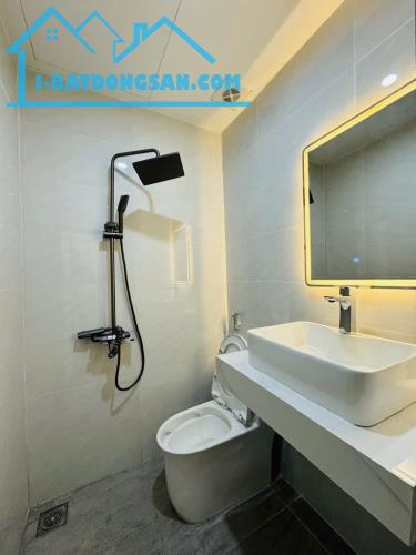 Đội Cấn Ba Đình - ô tô vào nhà - 30m ra phố - 70m chỉ 17 tỷ - 3