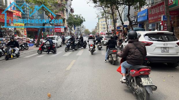 NHÀ PHỐ CỔ NGỌC LÂM 95M, 5T, MT6.5M, GARA, Ô TÔ TRÁNH, THÔNG SANG NGUYỄN VĂN CỪ, KD.