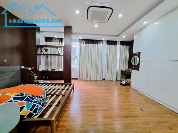 Nhà mặt phố Xã Đàn 60m2 3T mặt tiền khủng 7.5m kinh doanh siêu lợi nhuận giá 32 tỷ TL mạnh