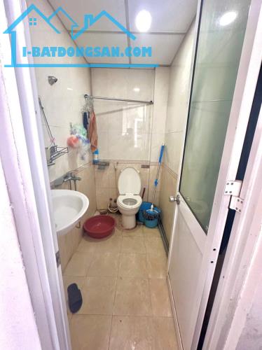 * Vị trí :  8/7c, Đường Phan Huy Ích, Phường 15, Quận Tân Bình, Tp Hồ Chí Minh