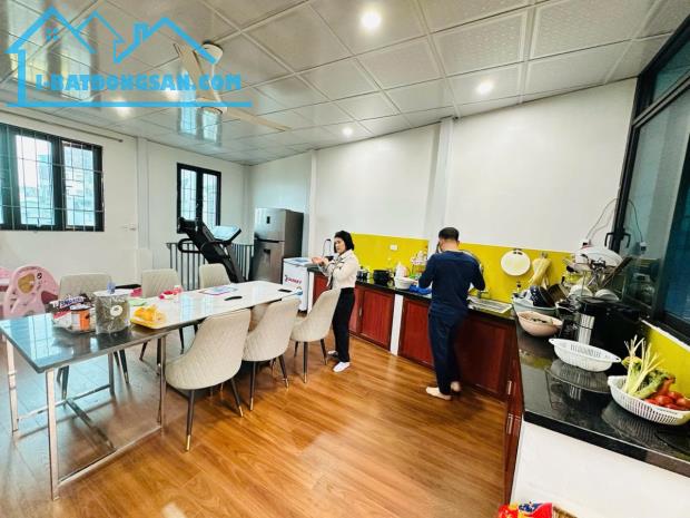NHÀ ĐẸP, YÊN TĨNH TRONG NGÕ RIÊNG" PHỐ LÒ ĐÚC, HBT, 82Mx5 TẦNG, CỬA TIỀN 4.6M, GIÁ 10.2 TỶ - 1