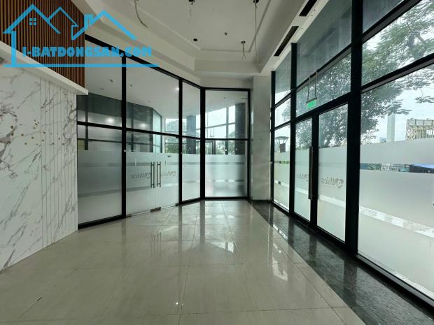 CHO THUÊ CHÂN ĐẾ TÒA NHÀ ROMAN PLAZA TỐ HỮU GIÁ 89 TRIỆU - 3