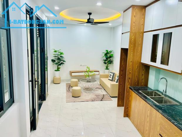 📍 BÁN NHÀ HOA ĐỘNG – LONG BIÊN – 30M² – 4 TẦNG – GIÁ CHỈ 4.28 TỶ