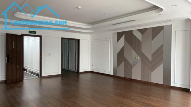 bán nhà phố Nguyễn Hoàng, P.Mỹ Đình 2, Q.Nam Từ Liêm, mặt tiền khủng, lô góc - 2