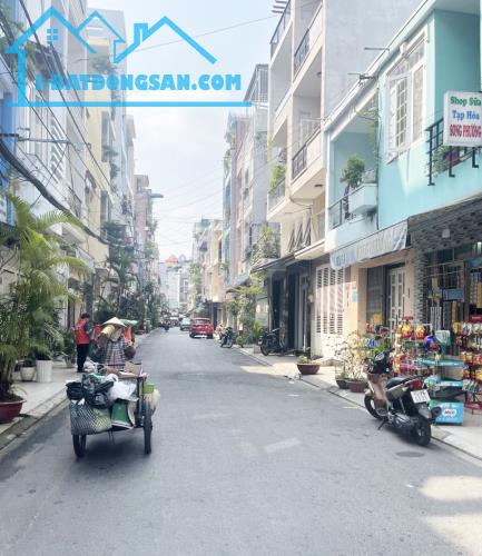 Nhà Đẹp Hẻm Xe Tải 8m, 3 tầng, Phạm Văn Hai, Tân Bình, 45m2, chỉ 8.9 tỷ TL - 2