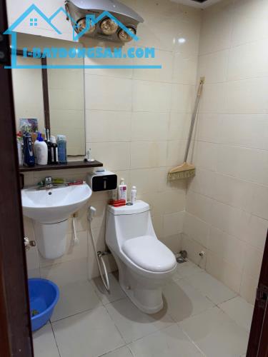 Bán chung cư toà A Star Tower chung 283 Khương Trung, Thanh Xuân 80m giá 5.2 tỷ, căn góc