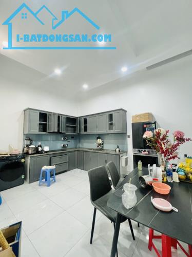 NHÀ ĐẸP ĐÚC THẬT Đ.SỐ 12 SÁT CHỢ 26 THÁNG 3 - HẺM XE TẢI HƠN 5M- 60M2 (5*12). CHỈ HƠN 4 TỶ - 2