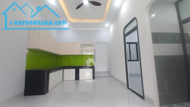 BÁN NHÀ SỔ RIÊNG KẾ BÊN KDC-TÂN PHONG 7m.20m, MẶT TIỀN SPA, NAILS, TÓC - 2