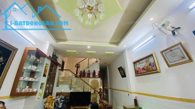 MẶT TIỀN KINH DOANH GẦN NGUYỄN SƠN - VĂN CAO - TÂN PHÚ - 140M2 - 3 TẦNG