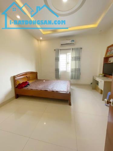 NHÀ RỘNG- ĐƯỜNG TO-THUÊ CAO-GIÁ RẺ-BÁN NHÀ 4,5×23-6 TẦNG-HẺM 10M-SÁT ĐƯỜNG TÂN HƯƠNG TÂN P - 2