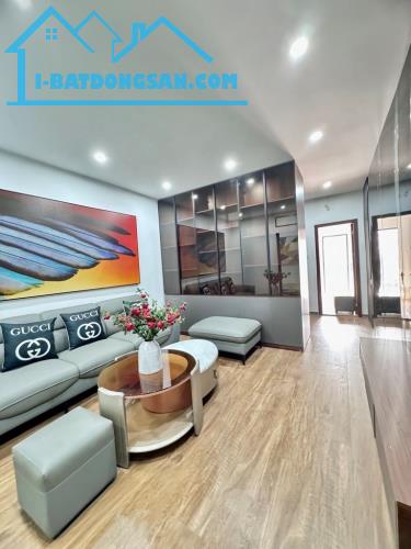TẬP THỂ MẶT PHỐ PHƯƠNG MAI - Ô TÔ ĐỖ CẦU THANG - 3 NGỦ ĐỦ CÔNG NĂNG - TIỆN ÍCH BẠT NGÀN - 2