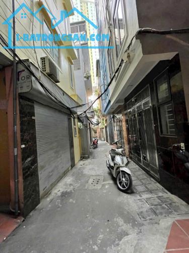 Nhà Lô Góc 2 Thoáng Gần Phố - Trung Tâm Văn Quán Hà Đông dt 35m 4 Tầng Chỉ hơn 6 tỷ