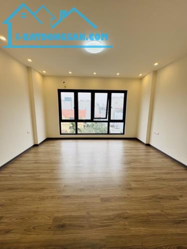 Bán nhà Ngọc Thụy - Long Biên,Ngõ thông,20m ra đường lớn,DT 38m x3 tầng,MT 6,6m giá 8 tỷ - 2