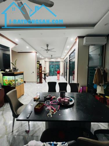 PHÂN LÔ VIP GIẢNG VÕ 21.6 TỶ 62m 5T MT 5m VỈA HÈ 2 THOÁNG 3 Ô TÔ TRÁNH DỪNG ĐỖ KINH DOANH - 1