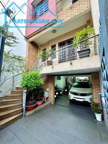 NHÀ ĐẸP 4 TẦNG - 20M RA MẶT TIỀN PHẠM VĂN BẠCH - CHỢ PHẠM VĂN BẠCH P15 TÂN BÌNH - DT 5Mx20 - 1