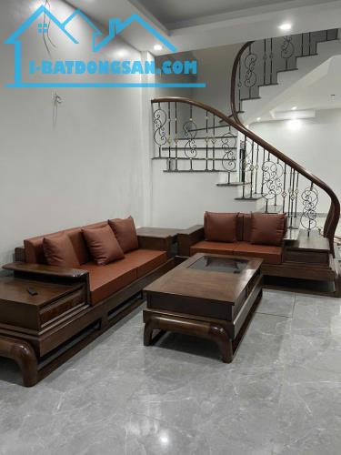 Bán nhà phố Trạm, diện tích 42m2, 5 phòng ngủ, gần phố, giá 7.35 tỷ - 3