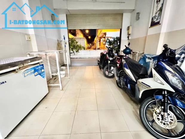 Bán gấp nhà hẻm 8m Lũy Bán Bích, Tân Phú, 4 tầng, 4x20M, 9,1 tỷ ( TL )