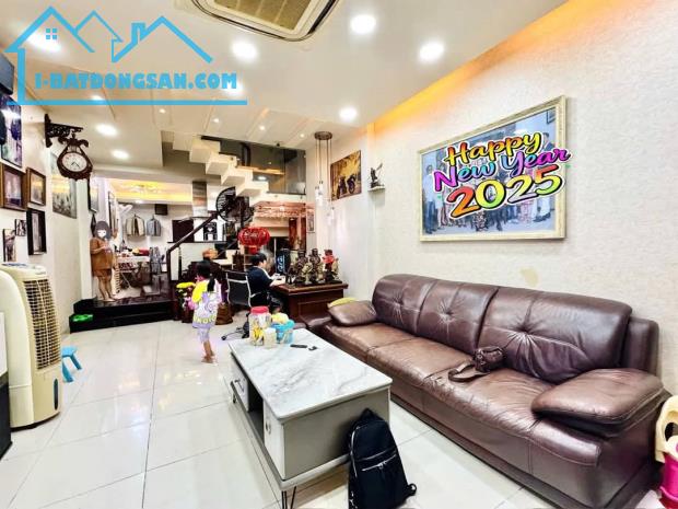 Bán gấp nhà hẻm 8m Lũy Bán Bích, Tân Phú, 4 tầng, 4x20M, 9,1 tỷ ( TL ) - 1