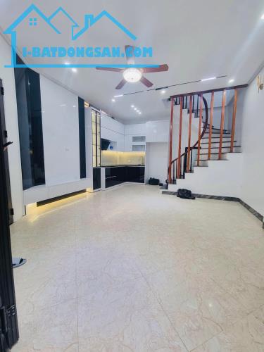 BÁN NHÀ PHỐ MINH KHAI NHÀ ĐẸP 5 TẦNG - LÔ GÓC - DÂN XÂY CHẮC CHẮN - MẶT TIỀN HƠN 4M - HAI - 1