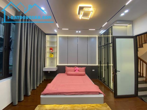 NHÀ 35M2*5T GIÁP BÁT, NGÕ BA GÁC, MỚI TINH, GẦN MẶT PHỐ - 2