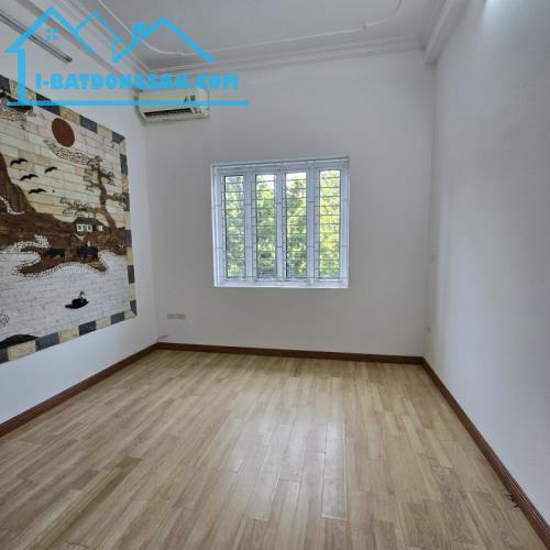 bán nhà gaanf đại học khxh nhân văn,thanh xuân,5 đồng 6,p lô,2 ngủ,an ninh