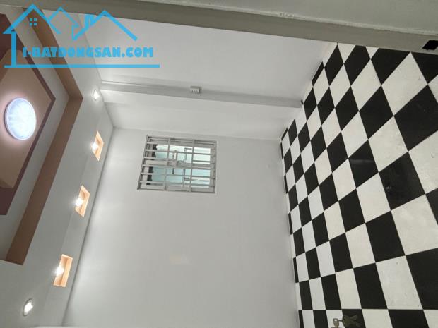 NHÀ ĐẸP 5 TẦNG - HẺM AN NINH, SẠCH SẼ - GẦN VĨNH VIỄN - QUẬN 10 - GIÁ 5 TỶ - 4