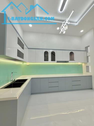 NHÀ LẦU ĐẸP GẦN TRƯỜNG LÁI BỬU LONG – CÁCH TRUNG TÂM BIÊN HÒA 10 PHÚT – GIÁ CỰC YÊU THƯƠNG - 2
