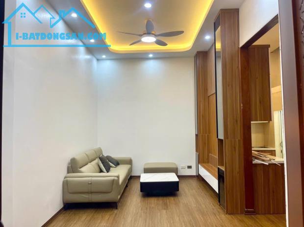 Bán nhà ngõ 325 Kim Ngưu, DT 37m, 4 tầng mới, MT 5.5m, giá 7.1 tỷ. - 1
