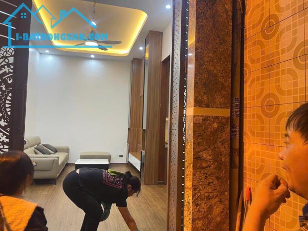 Bán nhà ngõ 325 Kim Ngưu, DT 37m, 4 tầng mới, MT 5.5m, giá 7.1 tỷ. - 4