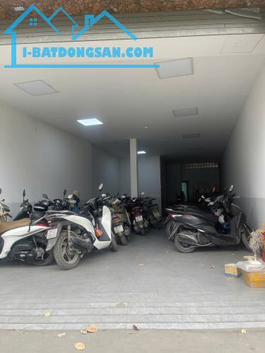 TÒA NHÀ MẶT PHỐ CỰ LỘC THANH XUÂN, VỊ TRÍ ĐẸP VIEW HỒ KINH DOANH, DT 99M2, 7 TẦNG, 43.6 TỶ