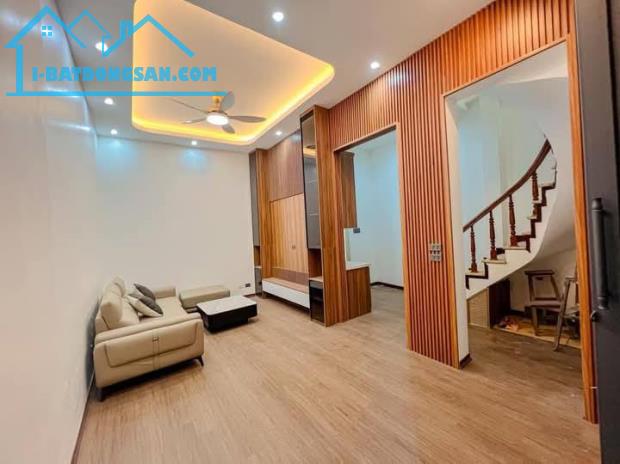 Nhà Đẹp Ở Luôn Kim Ngưu, Hai Bà Trưng 37m, 4 tầng, mt 4m, giá 6.85 tỷ. - 2