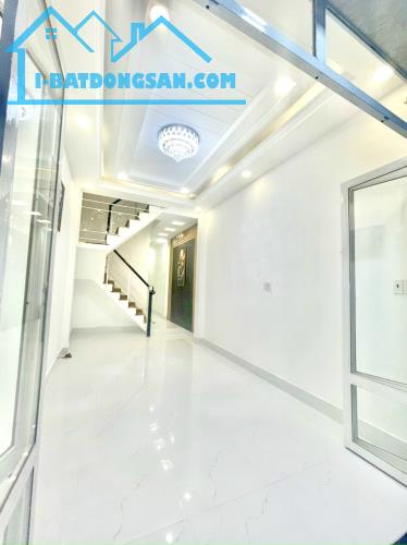 Bán nhà 2 lầu hẻm 4m đường Tạ Quang Bửu Phường 2 Quận 8 - 2