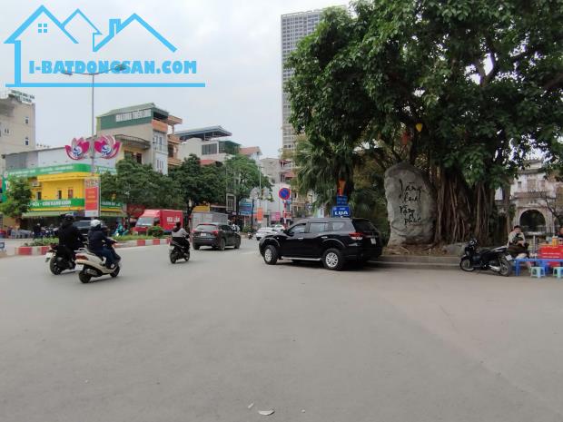 Siêu hiếm. Nhà 40m*4 tầng tại phố Vạn Phúc HĐ. Ngõ rộng hơn 2m. Nhà cách mặt phố Vạn 30m - 2