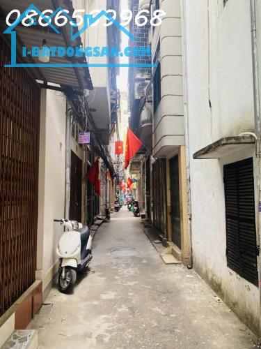 NHÀ LÔ GÓC 3 THOÁNG, DT 47/50M , MT 6.8M, DÂN XÂY TÂM HUYẾT, NGỌC KHÁNH, BA ĐÌNH, GIÁ 9.8