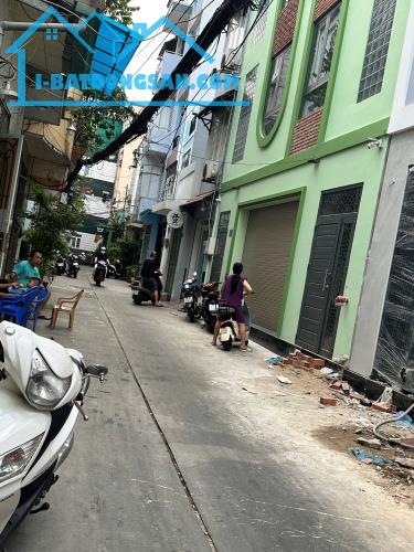 TRUNG TÂM QUẬN 1 - ĐƯỜNG TRẦN HƯNG ĐẠO VIP - NHÀ 3 TẦNG HẺM XH 1/NGẮN - BÁN CHỈ 9,5Tỷ
