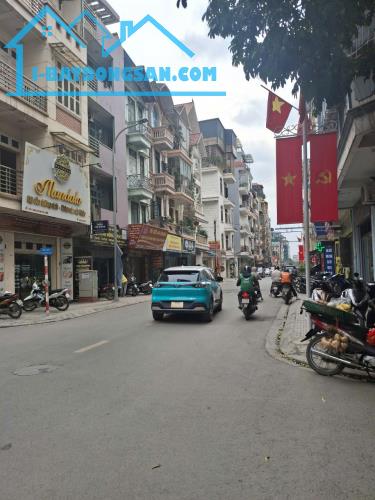 Bán nhà ngõ 214 Nguyễn Xiển, phường Hạ Đình 50m2, 5 Tầng, 17 tỷ