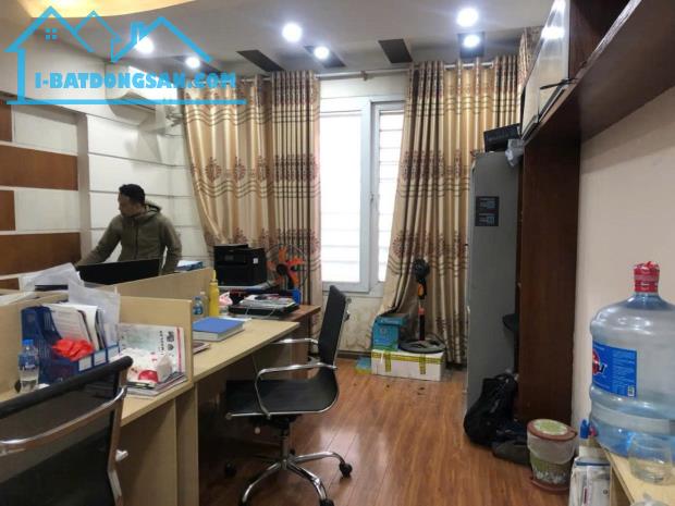Bán nhà ngõ 214 Nguyễn Xiển, phường Hạ Đình 50m2, 5 Tầng, 17 tỷ - 1