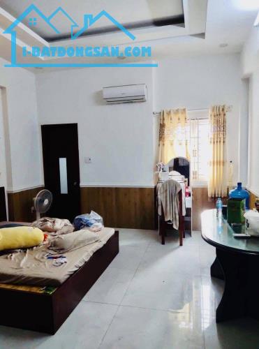 Bán gấp nhà ngay Bùi Thị Xuân P3 Tân Bình 58,5m2 chỉ 3tỷ090 LH x785034814 - 3